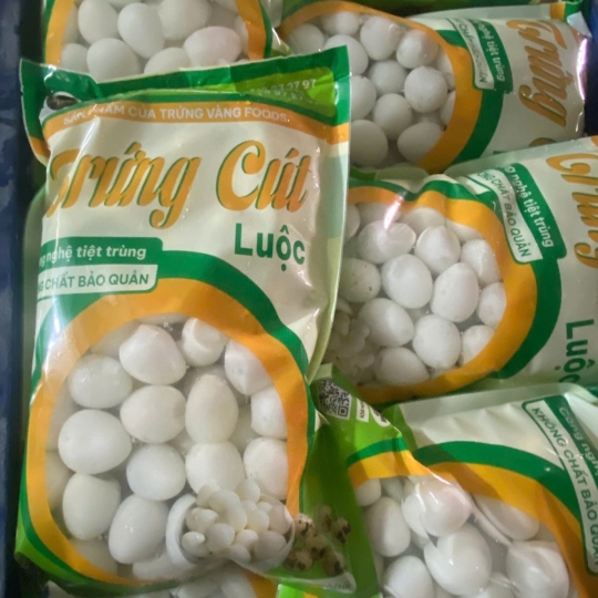 Trứng cút lột vỏ bịch 100 trứng