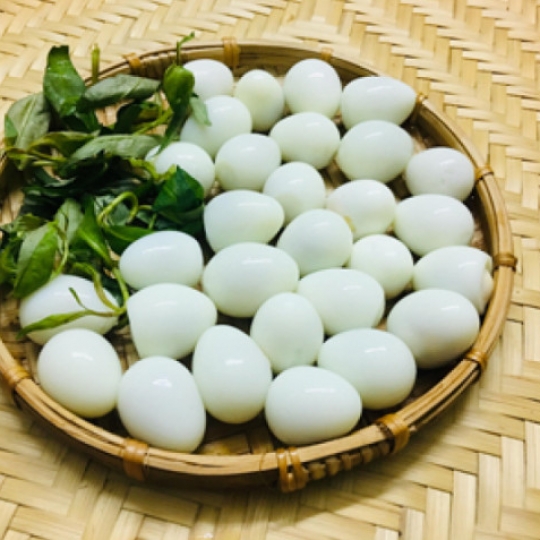 Trứng cút lột vỏ trung